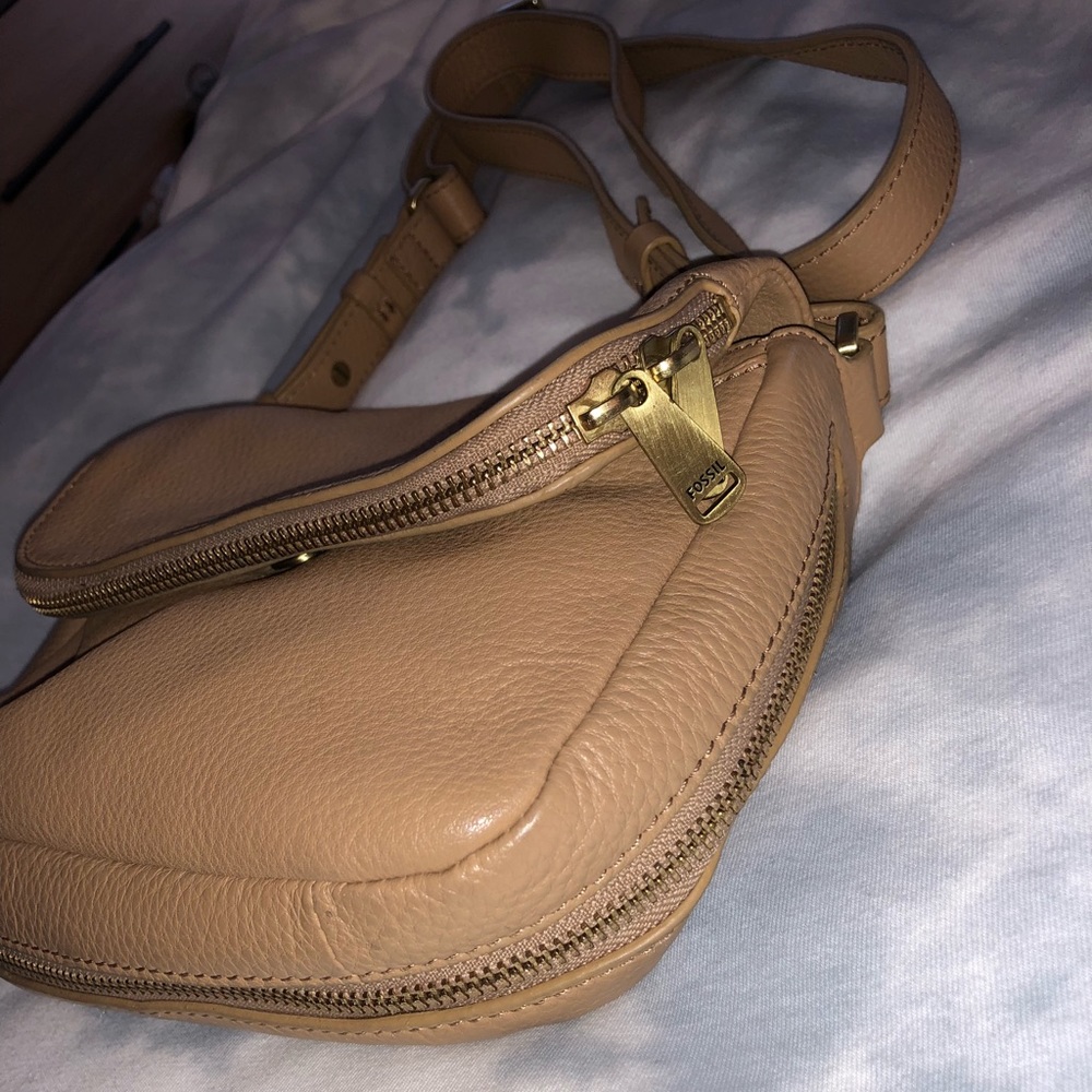Fossil Purse - Picture 2 of 4